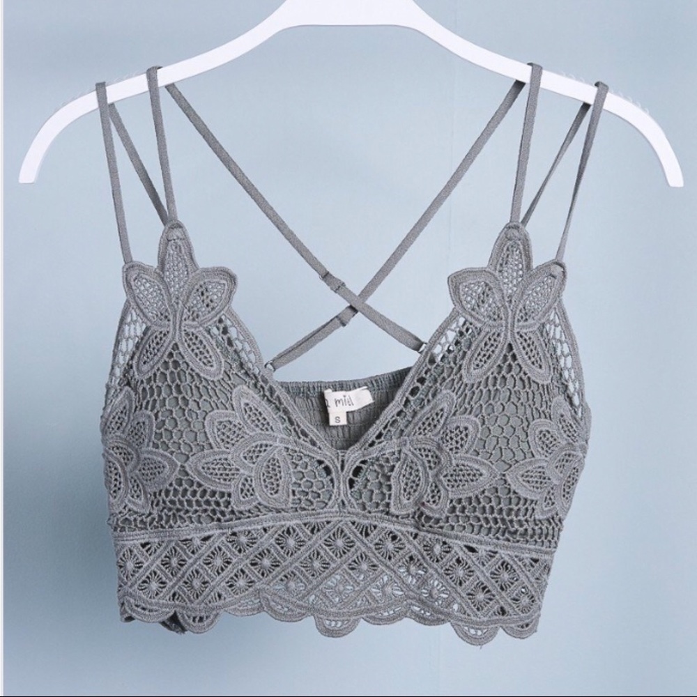 Crochet Lace Bralette - White - Picture 2 of 3